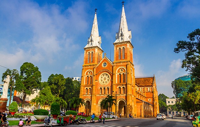 DAY 2: Discover Saigon
