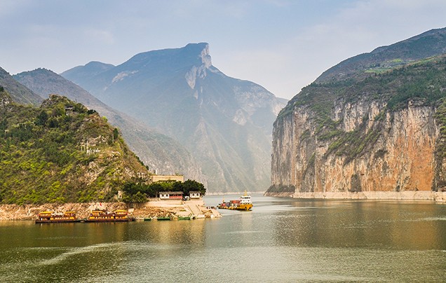 Days 16-18: Yangtze River Cruise