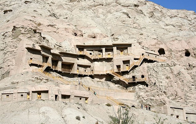 DAYS 17-19: The Silk Road