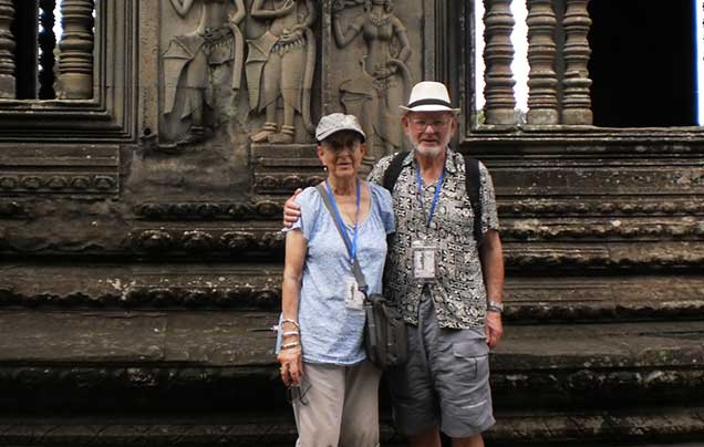 Customer Corner - Take a journey with Elly and Theo