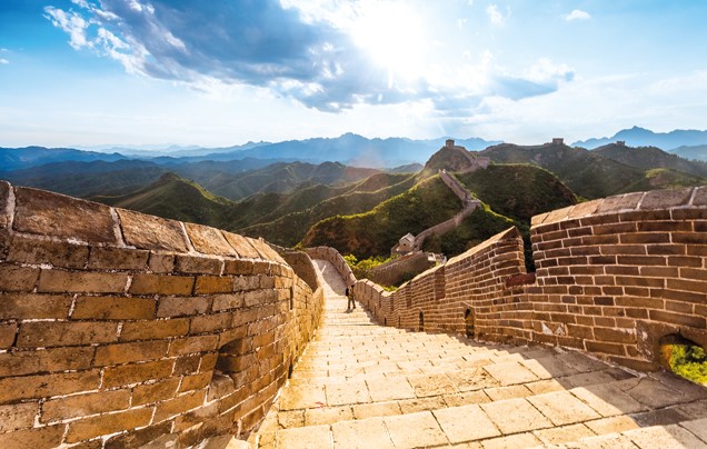 DAY 2: GUBEIKOU – JINSHANLING HIKE