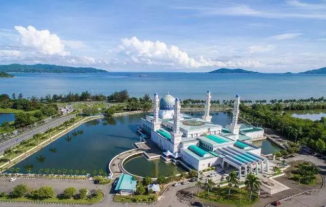 DAY 7: Fly to Kota Kinabalu