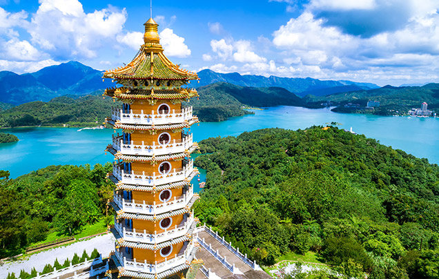 DAY 3: Scenic Sun Moon Lake