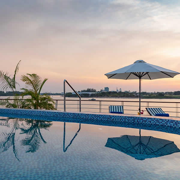 Infinity Pool