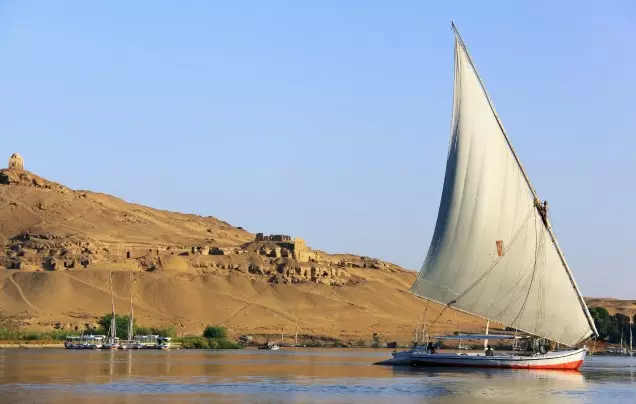 DAY 10: Aswan - Cairo