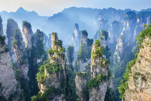 DAY 2: EXPLORE ZHANGJIAJIE