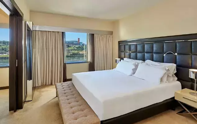 NH Dona Inês Coimbra 