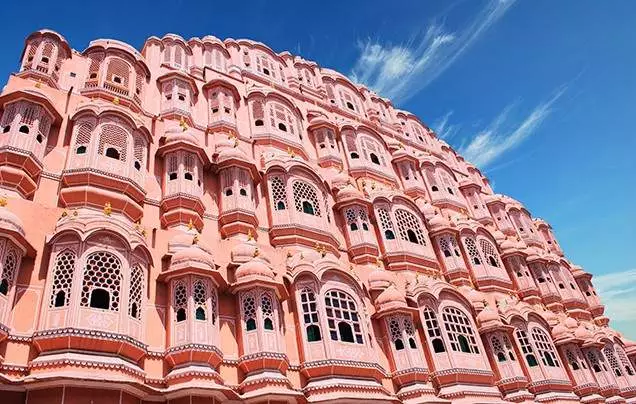 Day 9: Jaipur to Agra