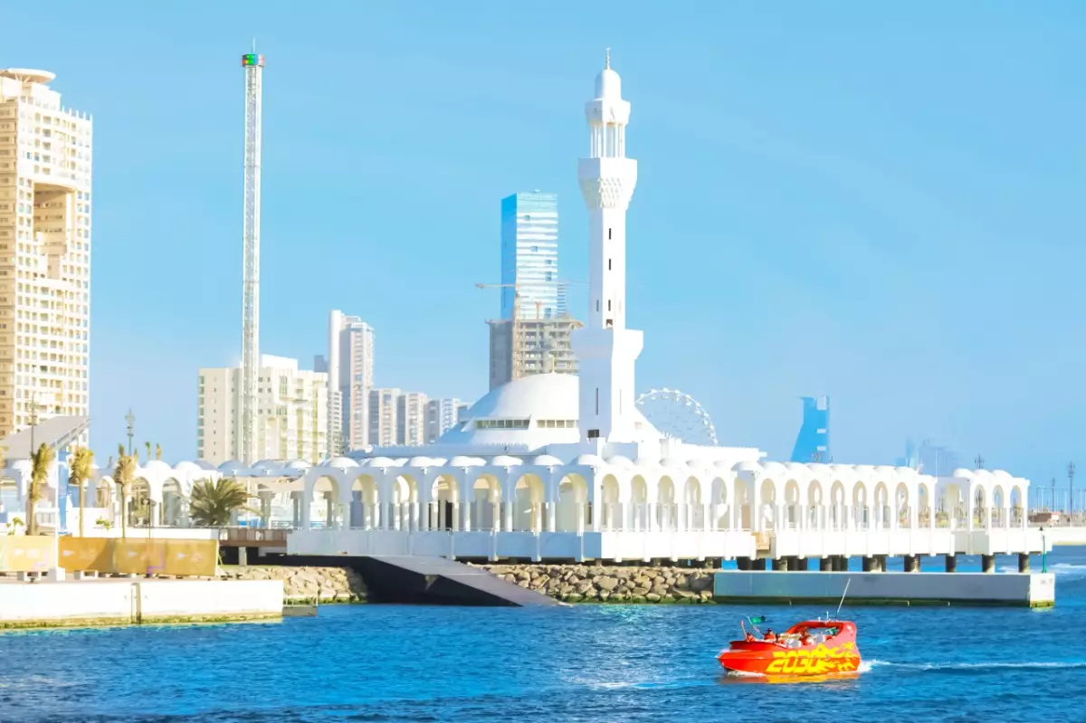 Day 9: Depart Jeddah