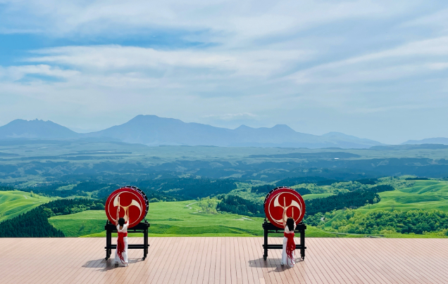 Day 6: Meditation & Open-Air Drums