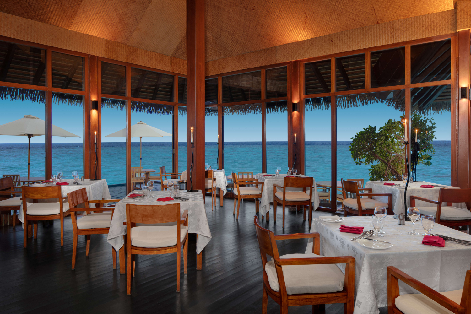 Water Villa Restaurant & Lounge