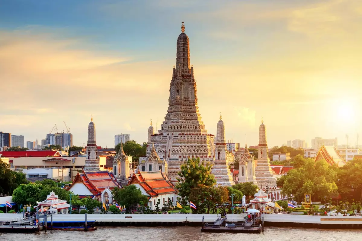 Days 1-2: Fly overnight to Bangkok