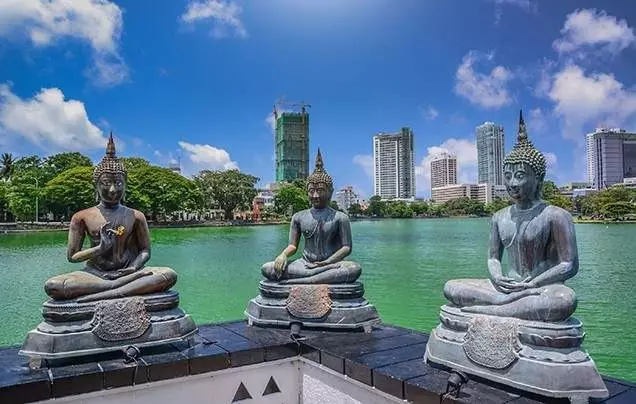 Day 1: Arrive Colombo