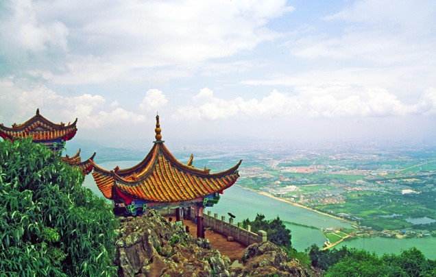 Day 1: Arrive Kunming